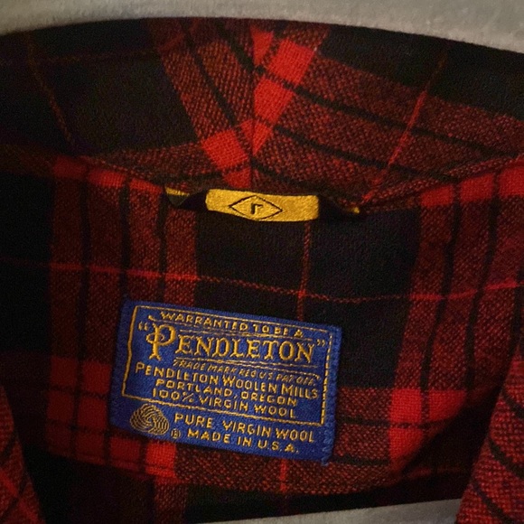 Pendleton Robe - Picture 2 of 8